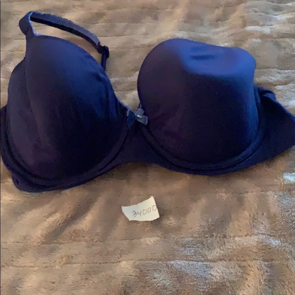 Victoria’s Secret bra 34DDD